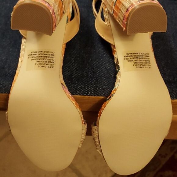 Just Fab beige sandals peach blue woven straw strappy sandals size 7 - Picture 5 of 5